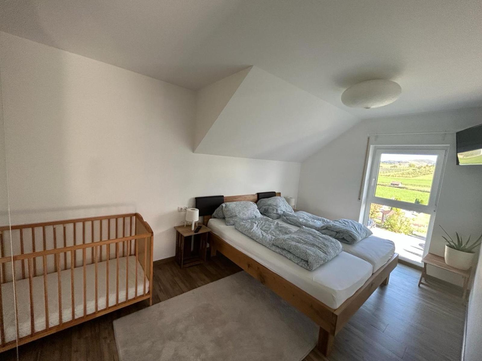 3 Zimmer Neubauwohnung In Der Schwaebischen Toskana Löwenstein المظهر الخارجي الصورة